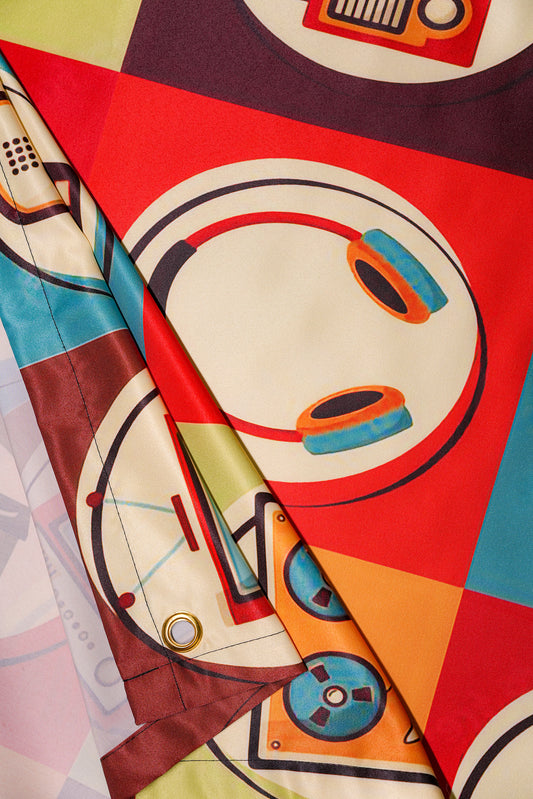 Nostalgic Collage Tapestry - draps.pk