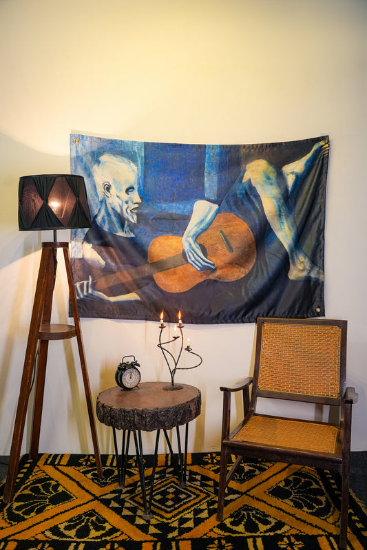 Picasso: Old Guitarist Tapestry - draps.pk